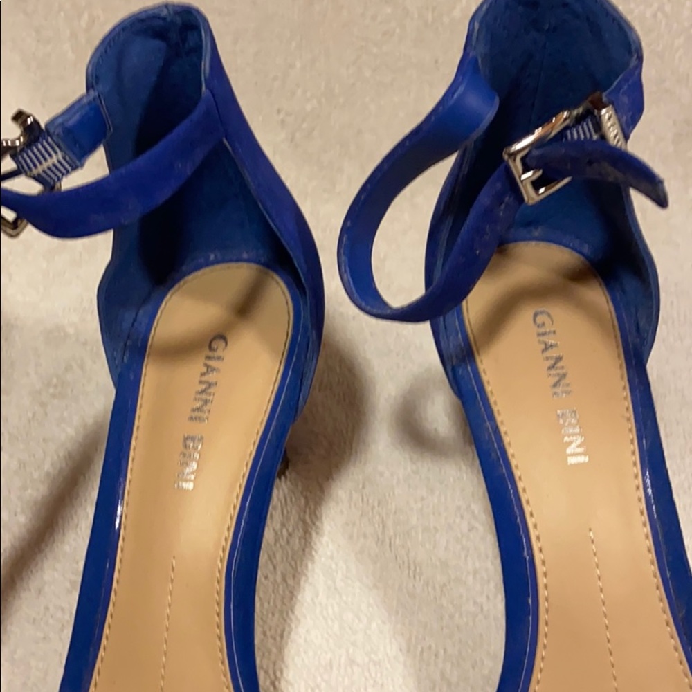 Used Blue Heels - Picture 7 of 7